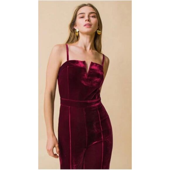 Unique Vintage Flying Tomato Dark Red Velvet Wide Leg Jumpsuit 1X NWOT - Picture 3 of 4